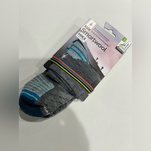 Smartwool Women's Medium Hike Targeted Cushion Ankle Height Socks Grey NWT - Picture 1 of 6